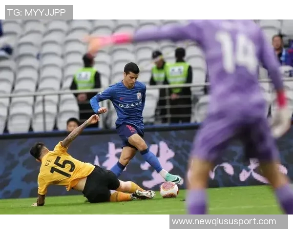 上海申花在中超第29轮以1-0小胜深圳新鹏城成功夺得重要三分